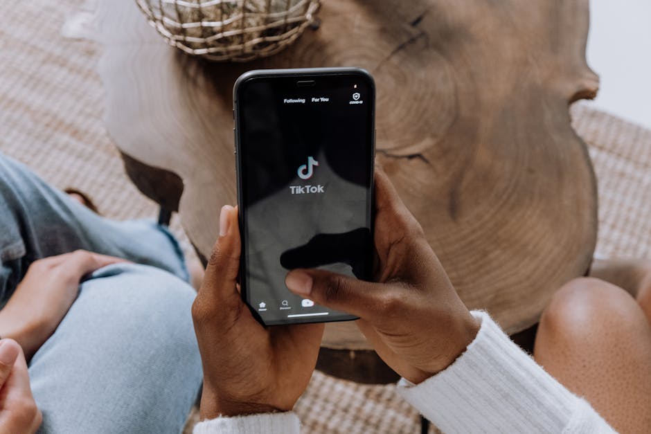The Role of Social Media in Customer Loyalty